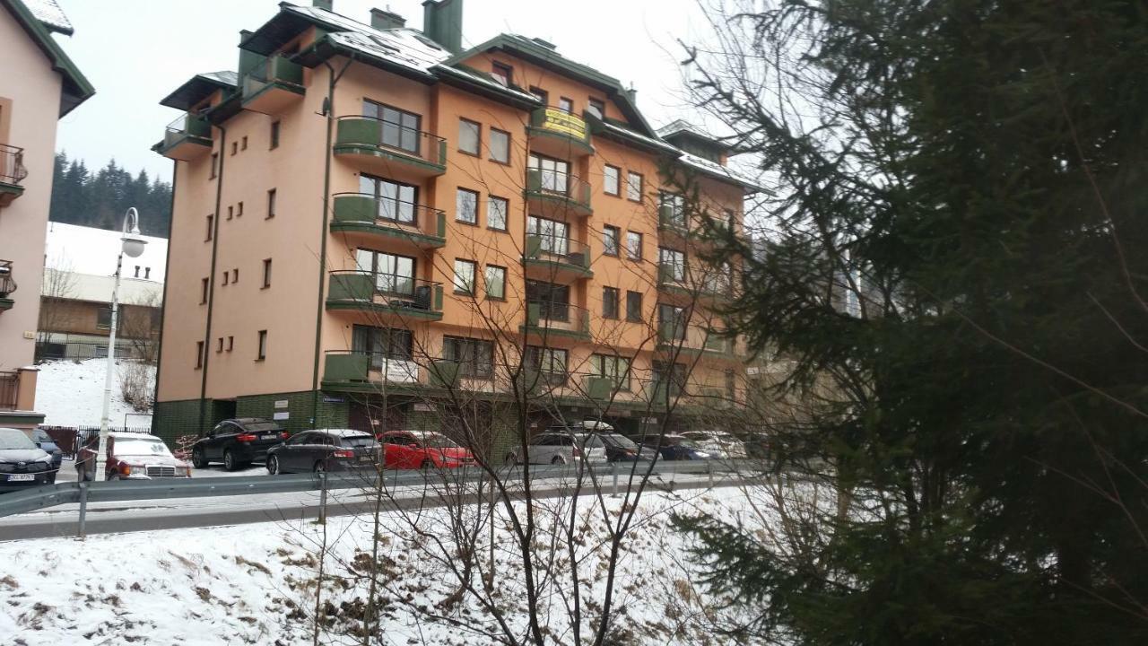 Apartament Przy Stoku Krynica Zdroj Luaran gambar